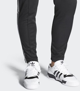 愛迪達 Rivalry Low 'Cloud White' EG8062 Details for 愛迪達 Rivalry Low 'Cloud White' EG8062