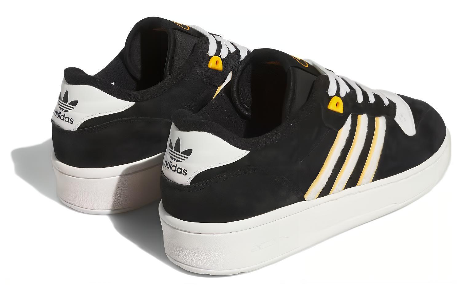 Shop 아디다스 라이벌리 로우 '그램블링 스테이트' (54 characters) IE7704