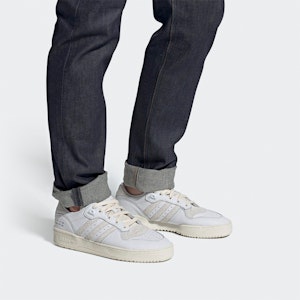 아디다스 라이벌리 로우 '사이즈택' (크리스탈 오프 화이트) FY0035 Sizing 아디다스 라이벌리 로우 '사이즈택' (크리스탈 오프 화이트) FY0035