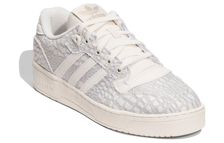 Lookbook アディダス ライバルリーLOW スネーク (ワンダーベージュ) IG0078
