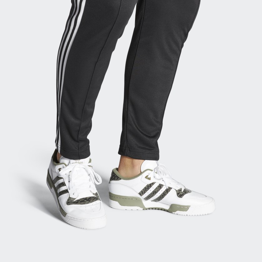 Sizing 아디다스 라이벌리 로우 "화이트 스네이크"(70 characters) EG5785