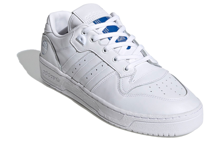 Lookbook 阿迪达斯 Rivalry Low '全球品质保证-蓝鸟' FV4760