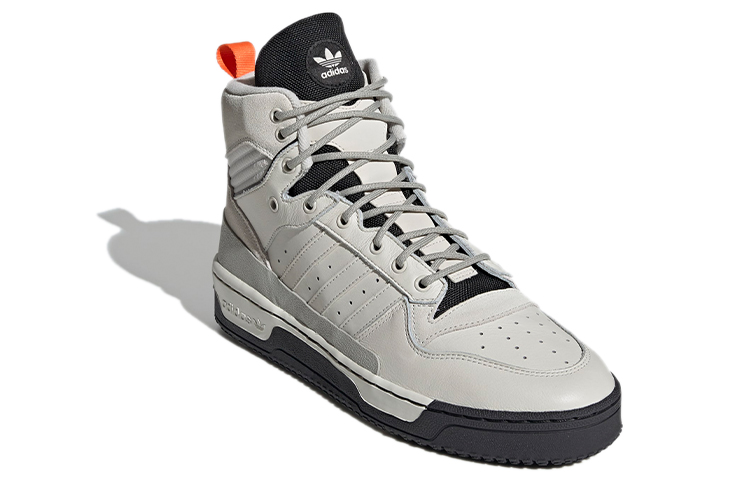 Lookbook adidas Rivalry TR 'Blanco Crudo Sésamo' EE5533