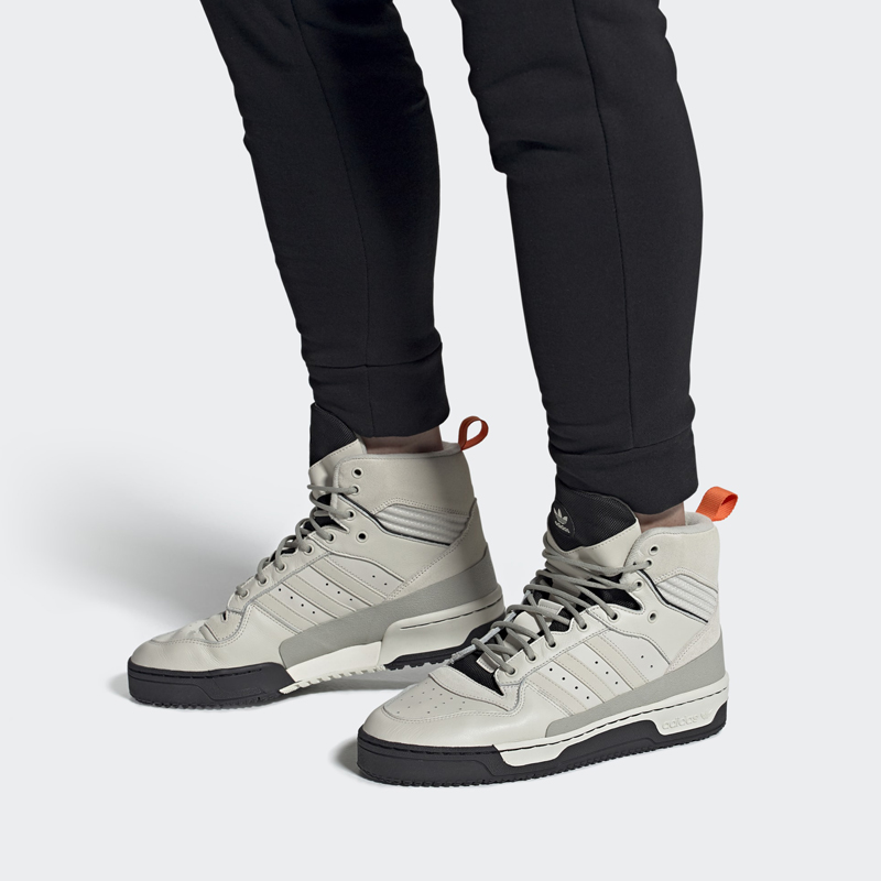 Sizing adidas Rivalry TR 'Blanco Crudo Sésamo' EE5533