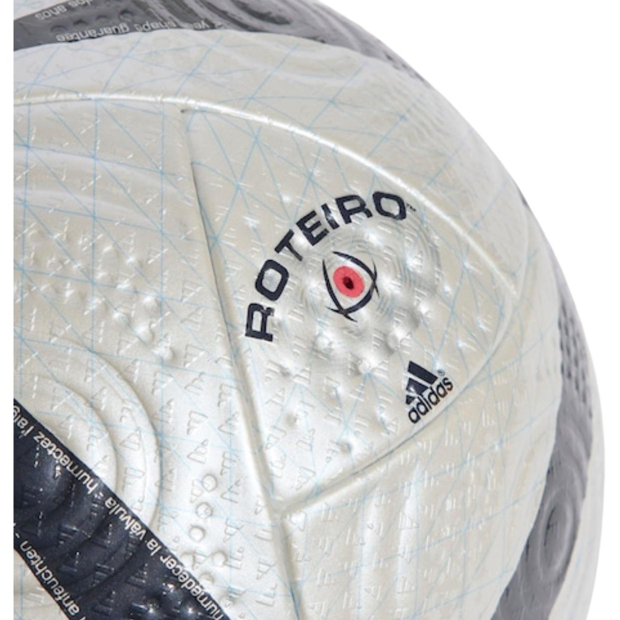 Lookbook 아디다스 로테이로 프로 축구공 매치 화이트 블랙 유니섹스 정품. iw4562