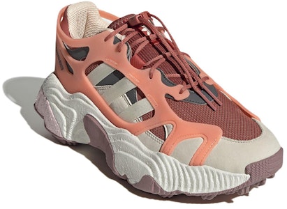 阿迪达斯Roverend Adventure 'Magic Earth' 旅行鞋 GY1680 Lookbook 阿迪达斯Roverend Adventure 'Magic Earth' 旅行鞋 GY1680