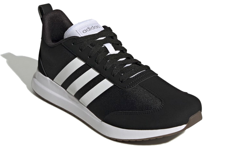 Lookbook adidas Run60s Noir EG8690