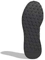 adidas Run 60s 2.0 'Kelabu Karbon' GX1740 Details for adidas Run 60s 2.0 'Kelabu Karbon' GX1740