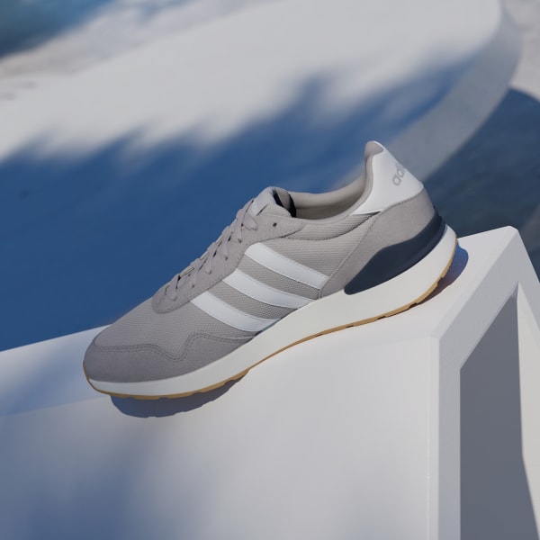 Sizing adidas RUN 60S 4.0 灰白銀復古運動鞋 JR7491