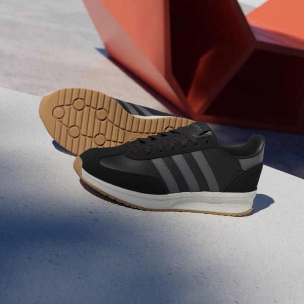 Shop Adidas Run 70s 2.0 Zapatillas Negro Core/Gris Four/Bronce Preloved JR8840