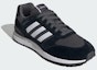 Shop 阿迪达斯 Run 80s '核心黑' 运动鞋 ID1260