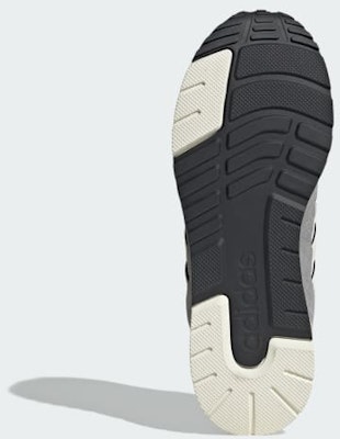 阿迪达斯 Run 80s 复古休闲鞋 灰色/米白色/铝色 JR8704 Lookbook 阿迪达斯 Run 80s 复古休闲鞋 灰色/米白色/铝色 JR8704