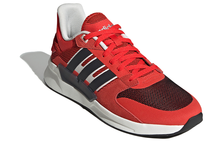 Lookbook 阿迪达斯 Run 90s ‘红色’ 运动鞋 EF0585