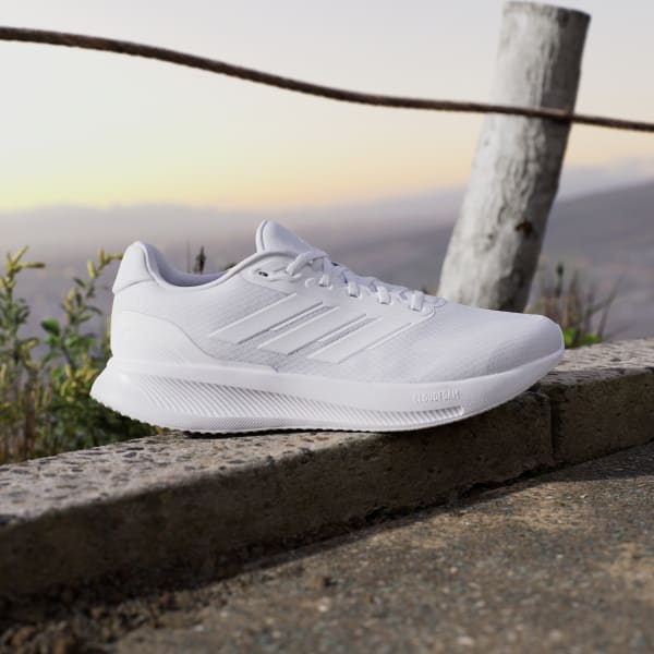 Lookbook adidas Runfalcon 5 Cloud White/Cloud White/Cloud White IH7757