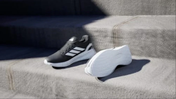 adidas Runfalcon 5 Nero/Core Bianco/Nero JR5089 Order adidas Runfalcon 5 Nero/Core Bianco/Nero JR5089