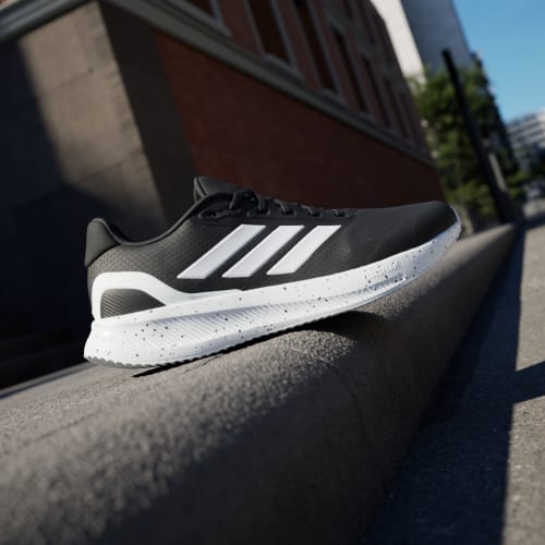 Lookbook adidas Runfalcon 5 Nero/Core Bianco/Nero JR5089