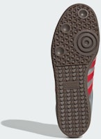 Adidas Samba "Shibuya" Perak Matte/Scarlet Merah/Gam JQ4123 Lookbook Adidas Samba "Shibuya" Perak Matte/Scarlet Merah/Gam JQ4123