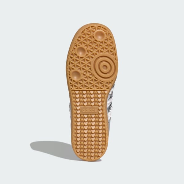 Lookbook アディダス サンバ JP スニーカー シルバーメタリック/コアホワイト/コアブラック HP7105