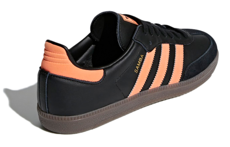 Shop adidas originals Samba Og 低筒 板鞋 男款 黑橙色