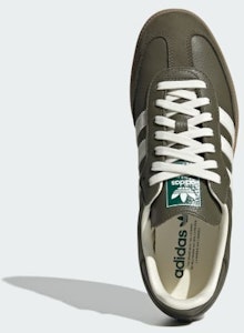 アディダス サンバ OG スニーカー ミディアムダークカーキ/オフホワイト/ガム JR0890 Lookbook アディダス サンバ OG スニーカー ミディアムダークカーキ/オフホワイト/ガム JR0890