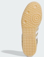 (W) Adidas Samba OG Emas/Putih Awan/Putih Teras KI5719 Lookbook (W) Adidas Samba OG Emas/Putih Awan/Putih Teras KI5719