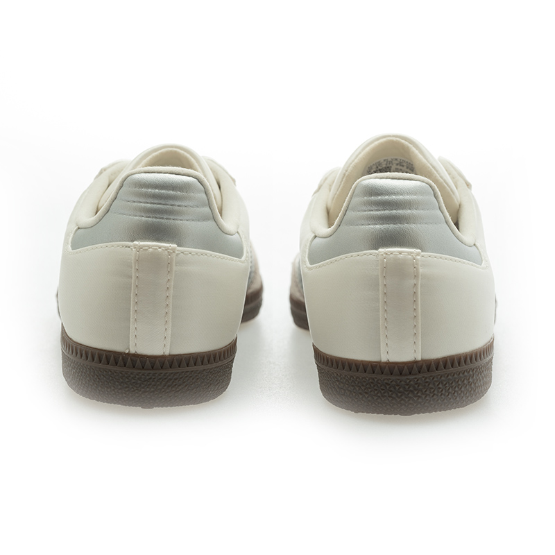 Lookbook adidas Samba OG Retro Klasik Sepatu Sneakers Putih KJ3280