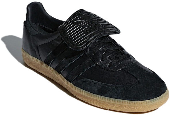 阿迪达斯 Samba Recon LT“黑胶” B75902 Lookbook 阿迪达斯 Samba Recon LT“黑胶” B75902