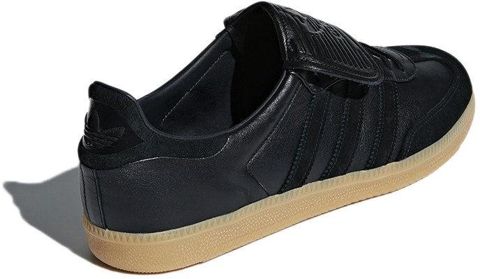 阿迪达斯 Samba Recon LT“黑胶” B75902 Shop 阿迪达斯 Samba Recon LT“黑胶” B75902