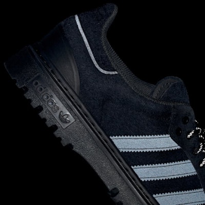 adidas Samba Winterized Shoes Core Black/Carbon/Core Black JR5704 1