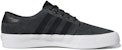 adidas Seeley XT 'Hitam Karbon' GX2075
