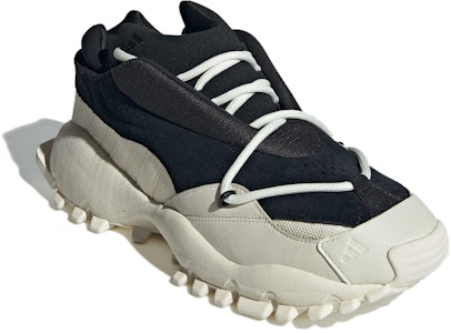 adidas SEEULATER SPW 舒適百搭 防滑 生活休閒鞋 男女款 黑色 Lookbook adidas SEEULATER SPW 舒適百搭 防滑 生活休閒鞋 男女款 黑色