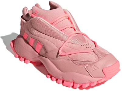 阿迪达斯 Seeulater SPW "粉色" IH2686 Lookbook 阿迪达斯 Seeulater SPW "粉色" IH2686