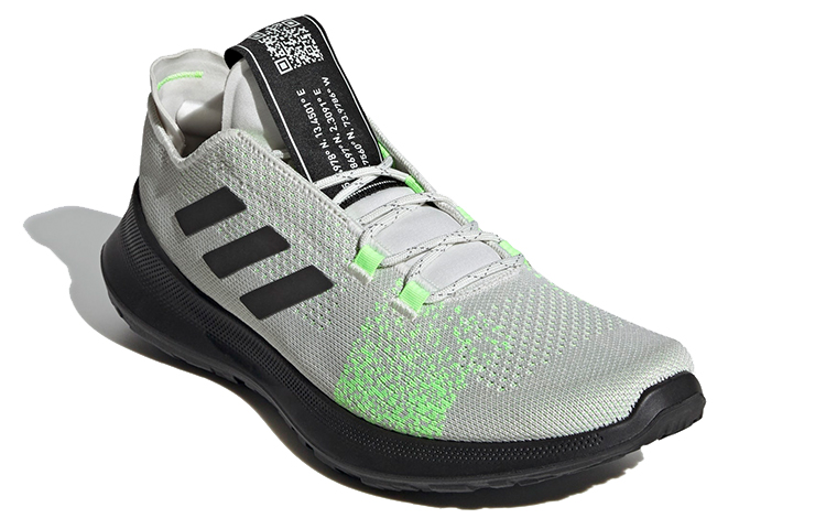 Lookbook adidas Sensebounce + Ace 'Kelabu' EG1027