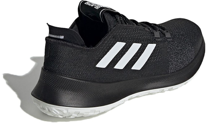 adidas SenseBounce+ Ace 'Hitam' EE4185 Shop adidas SenseBounce+ Ace 'Hitam' EE4185