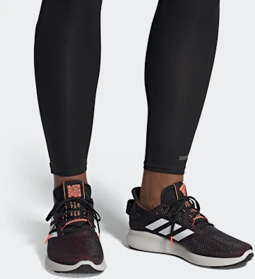 adidas SenseBounce+ 街頭 黑 Sizing adidas SenseBounce+ 街頭 黑