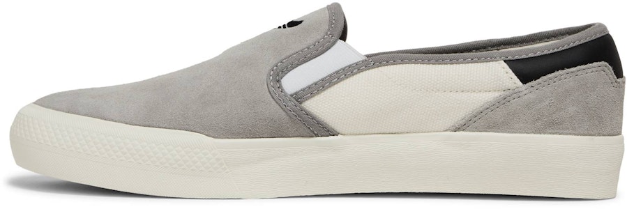 아디다스 슈무포일 '솔리드 그레이' IG5267 Lookbook 아디다스 슈무포일 '솔리드 그레이' IG5267