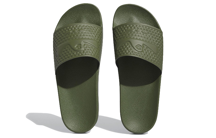 Shop adidas Shmoofoil Slides 'Wild Pine' Sandalias. IG5255