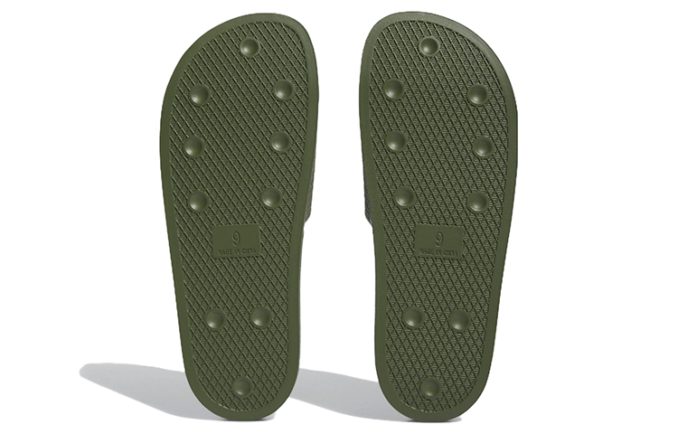 Purchase adidas Shmoofoil Slides 'Wild Pine' Sandalias. IG5255