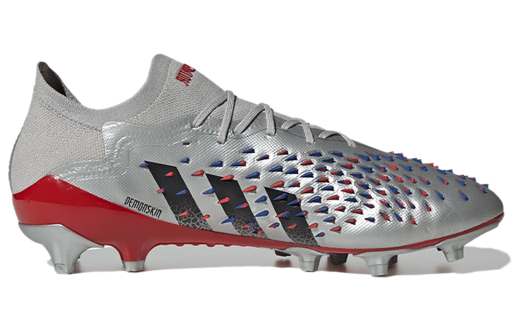 Lookbook adidas Silver Black Red' Q46410