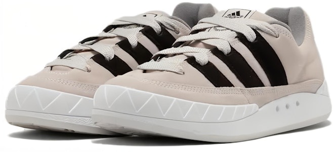 adidas 系帶舒適 防滑耐磨 板鞋 共用型 灰黑色 Lookbook adidas 系帶舒適 防滑耐磨 板鞋 共用型 灰黑色