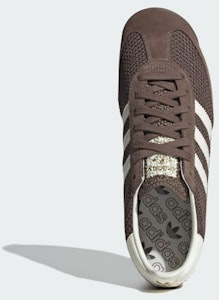 아디다스 SL72 "레어 스피릿 레트로" 스니커 어스 스트라타/오프 화이트/웜 바닐라 JR8774 Lookbook 아디다스 SL72 "레어 스피릿 레트로" 스니커 어스 스트라타/오프 화이트/웜 바닐라 JR8774