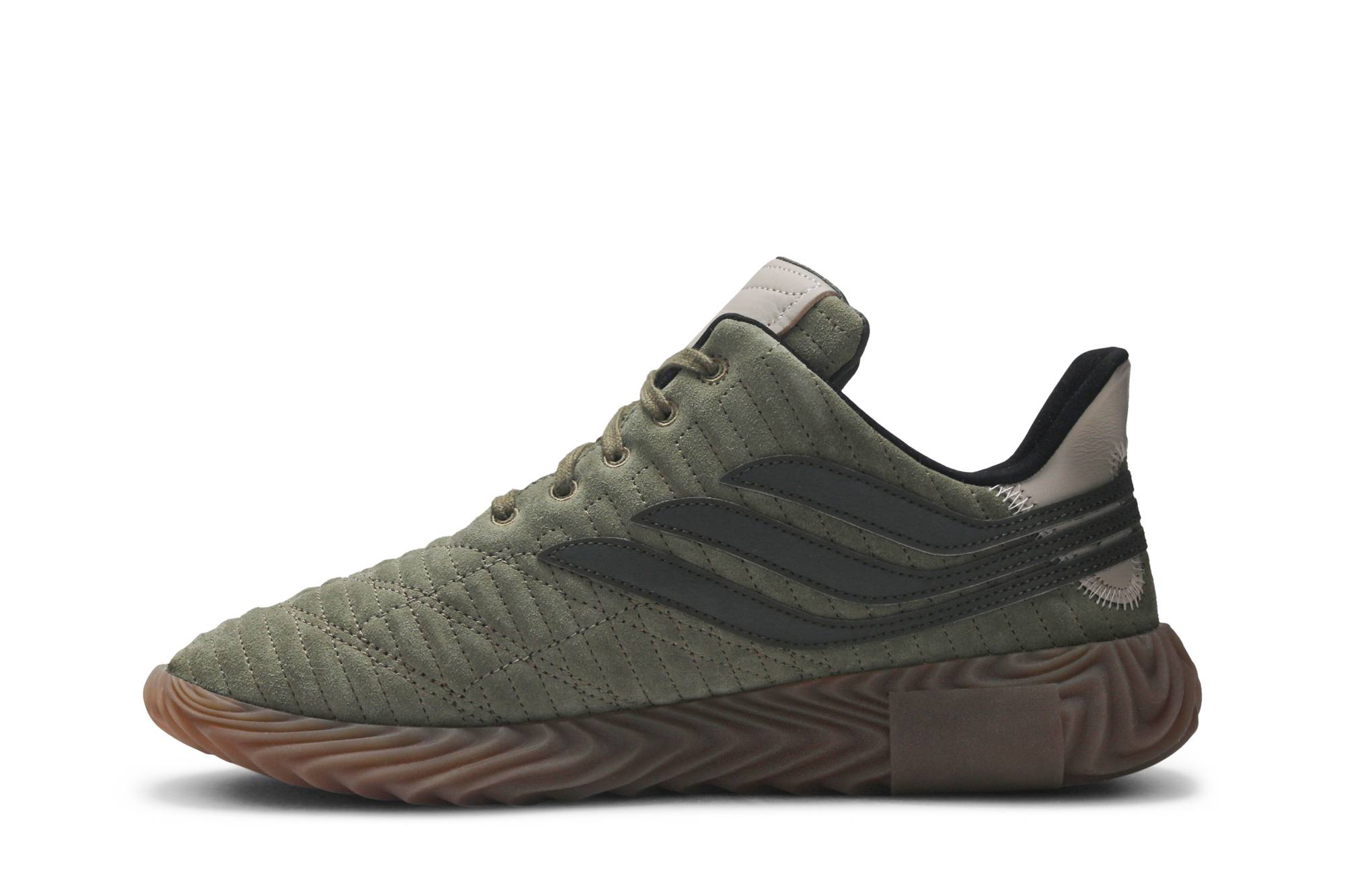 Lookbook 阿迪达斯Sobakov '原卡其货车' D98153