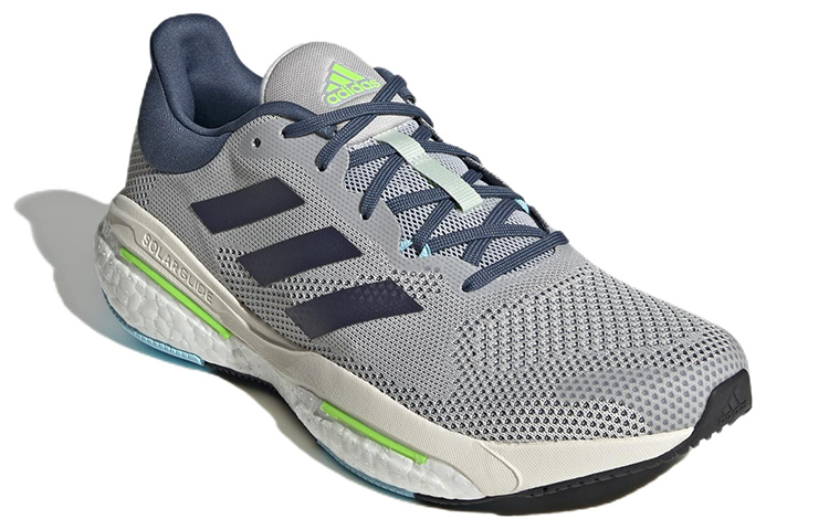 Lookbook adidas Solarglide 5 舒適耐磨跑步鞋 灰藍
