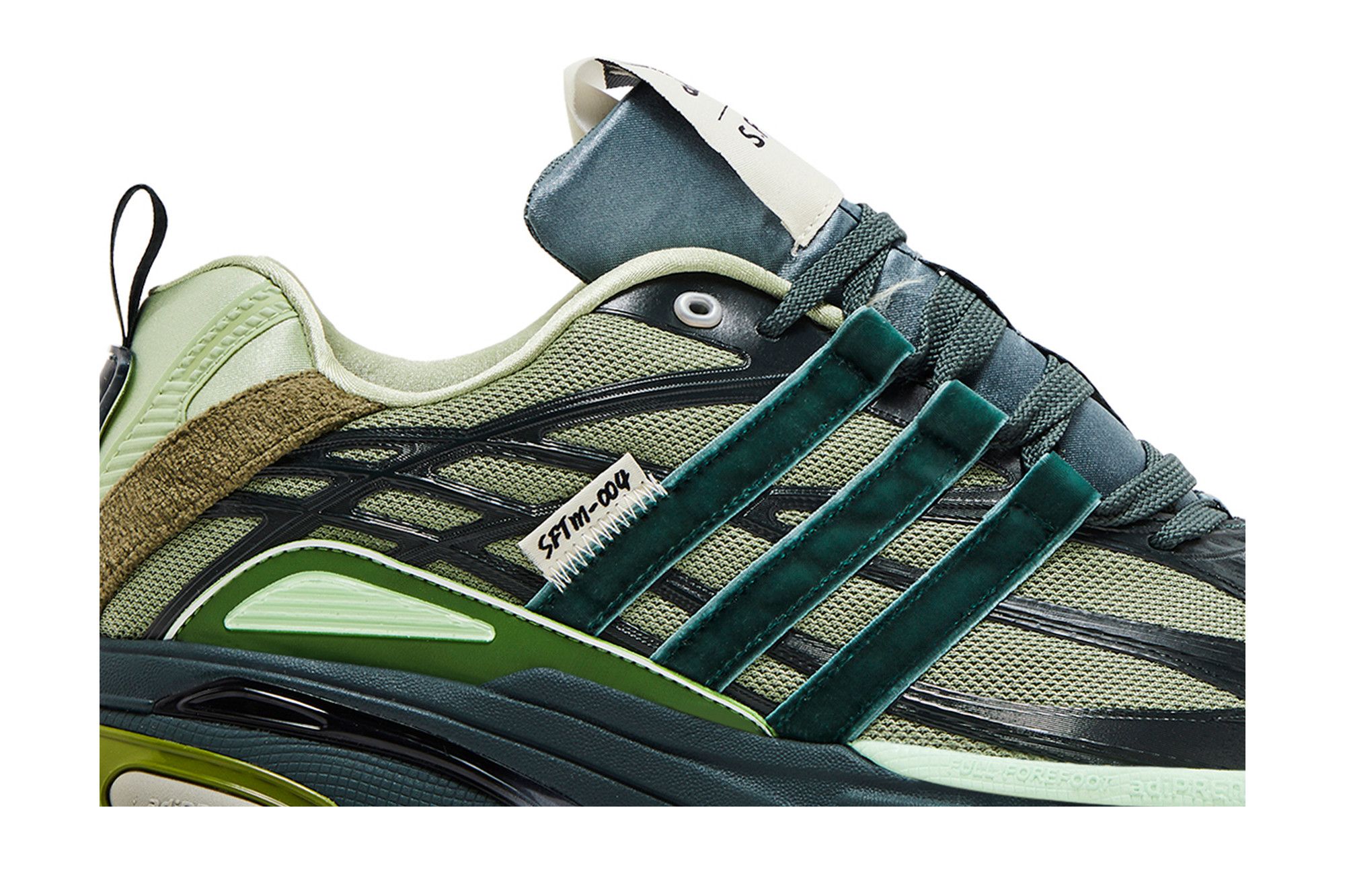 Lookbook adidas Song for the Mute x Adistar Cushion 'Hijau Bayangan Bold Onix' JH9008
