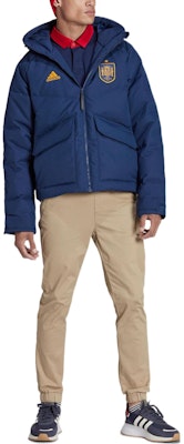 아디다스 스페인 로고 프린트 히든 지퍼 패딩 재킷 블루. HE8906 Lookbook 아디다스 스페인 로고 프린트 히든 지퍼 패딩 재킷 블루. HE8906