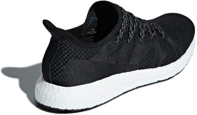 adidas Speedfactory NYC Core 低筒 跑步鞋 男款 黑色 Lookbook adidas Speedfactory NYC Core 低筒 跑步鞋 男款 黑色