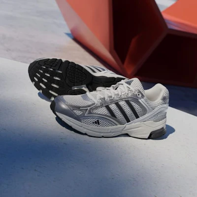 adidas Spiritain 2000 Scarpe Training Bianco/Nero Argento Metallizzato KI4444 Shop adidas Spiritain 2000 Scarpe Training Bianco/Nero Argento Metallizzato KI4444