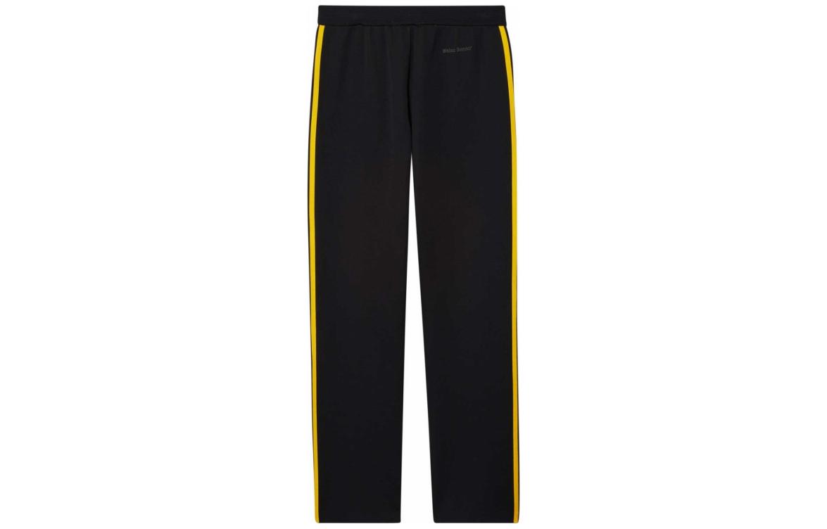 Lookbook adidas SS23 Celana Track Hitam Kuning Logo Garis Retro Unisex Gaya Kasual. IB3260