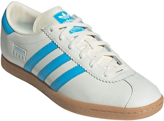 アディダス シュタット ''クリーム スカイラッシュ'' JR9566 Lookbook アディダス シュタット ''クリーム スカイラッシュ'' JR9566