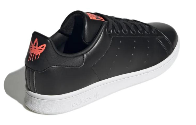 Shop スタンスミス "ブラックターボ" GZ2057